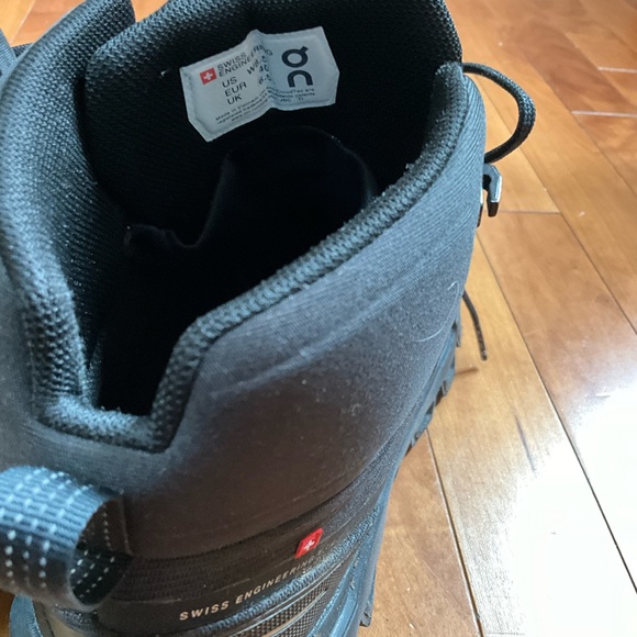 On Cloudrock Waterproof Hiking boots - Picture 4 of 7